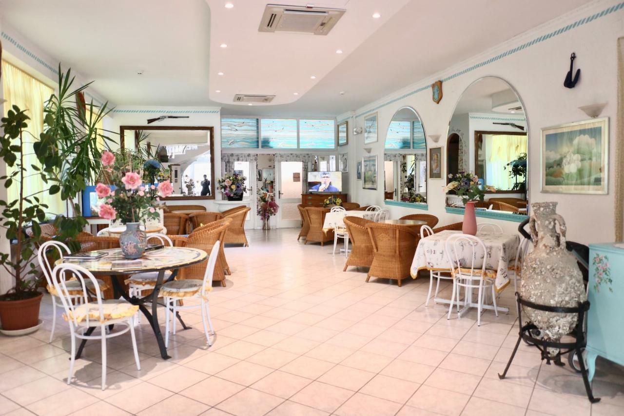Hotel Marconi 카톨리카 외부 사진
